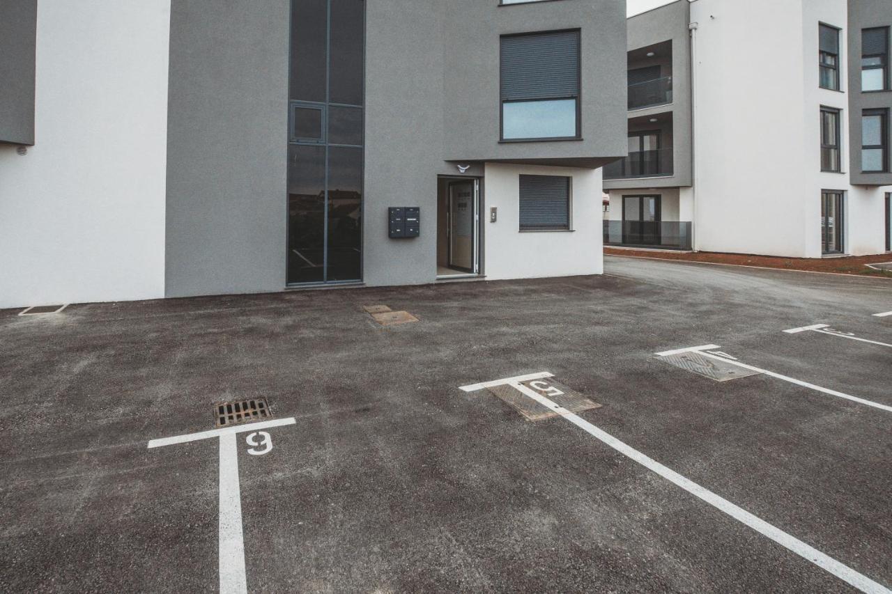 Apartman Browny Zadar Buitenkant foto